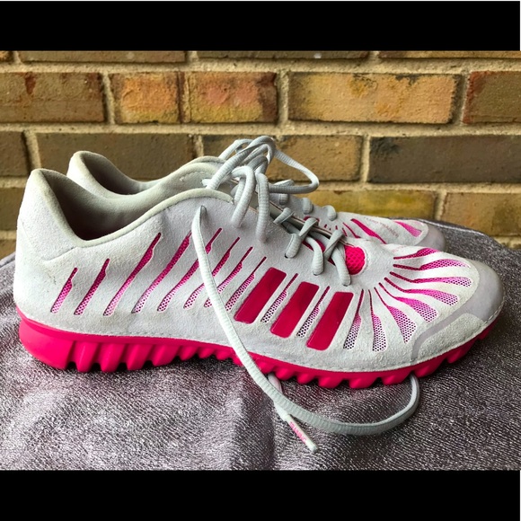 womens size 9 adidas trainers